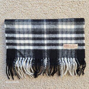100% Cashmere Plaid Woven Oblong Scarf Fringe Black White